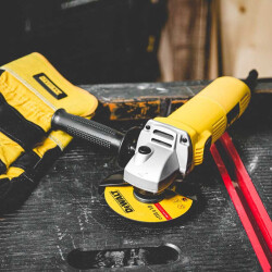 Dewalt DWE4016 730W Avuç Taşlama - 2