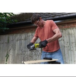 Ryobi RAG600 600W Angle Grinder - 3